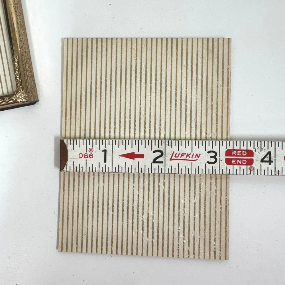 Vintage tri fold
